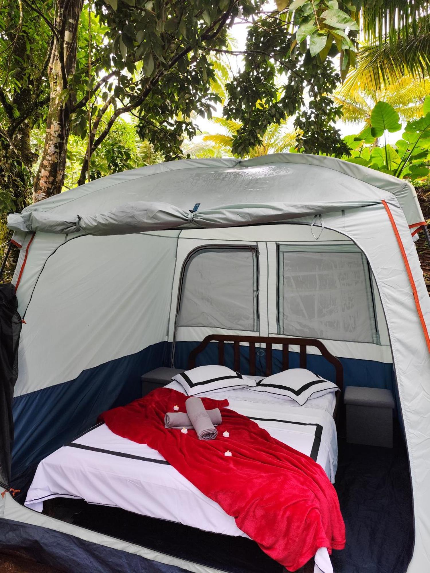 Camping A La Ferme Gros-Morne Esterno foto